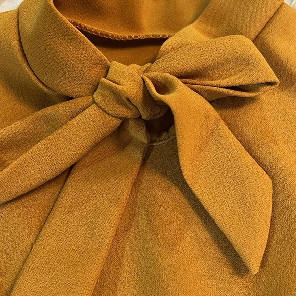 🟢 BUNDLE 2 ITEMS for 20$ - Girls DRESS in excellent condition - Picture 8 of 14